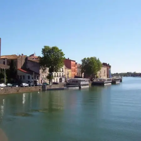 3 bedroom modern apartment in historic building overlooking river herault