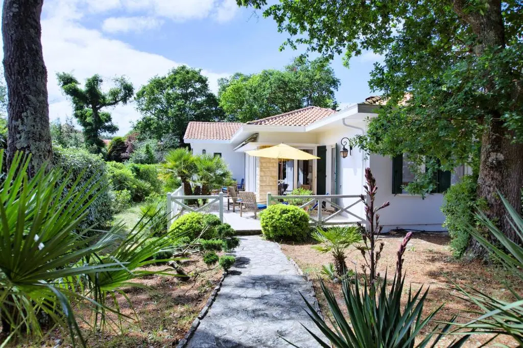 Villa Surprise