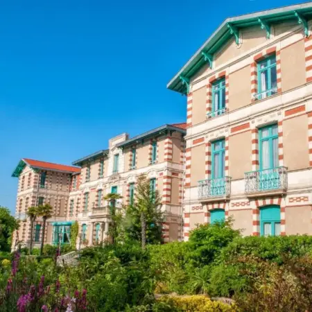 Résidence de Tourisme Vacances Bleues Villa Regina