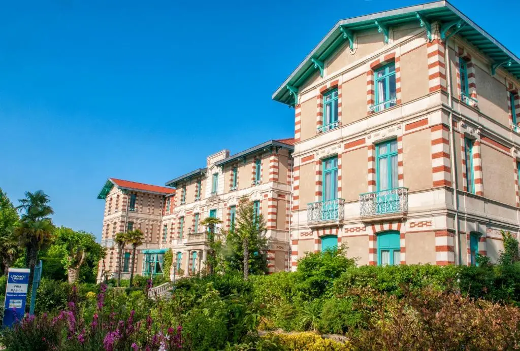 Résidence de Tourisme Vacances Bleues Villa Regina