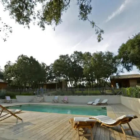 Gîtes « Les Cabanes de Carelle » entre Camargue et Cévennes