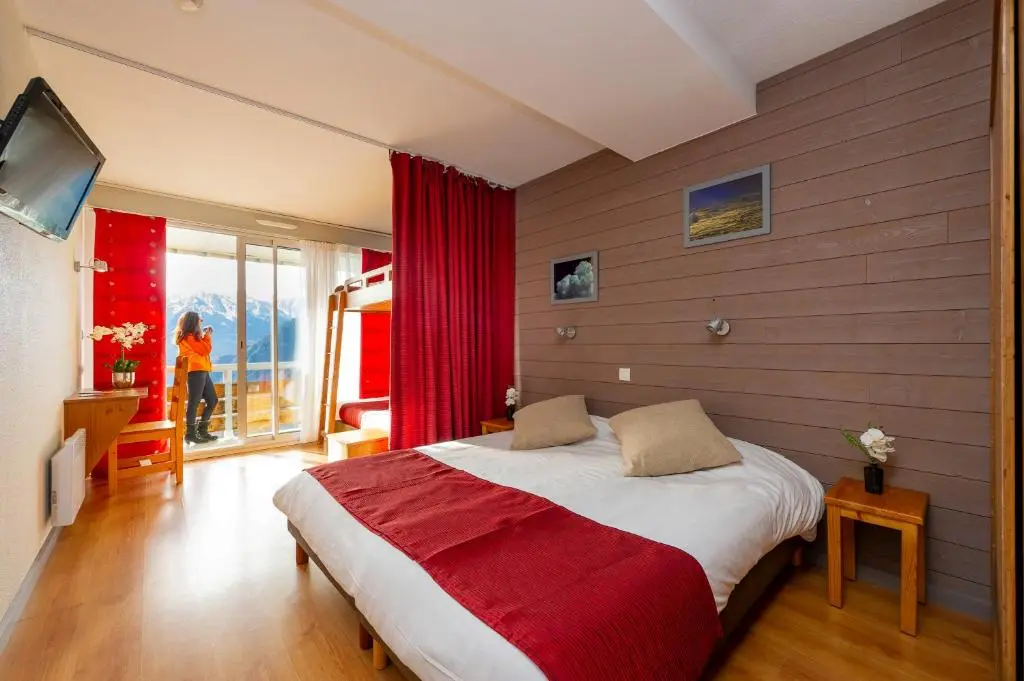 Village Vacances Le Tarbesou – Pied de piste station Ax 3 Domaines