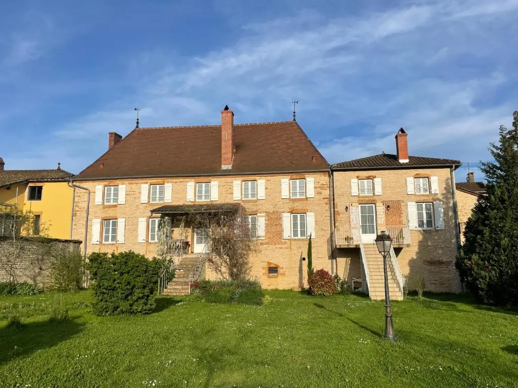 Le Logis D’Azé