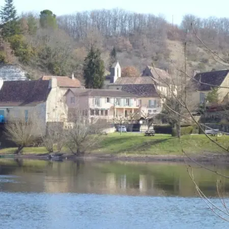 Logis-Hôtel Côté-Rivage
