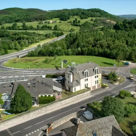 Hôtel-Restaurant Le Calice Du Gevaudan – A75