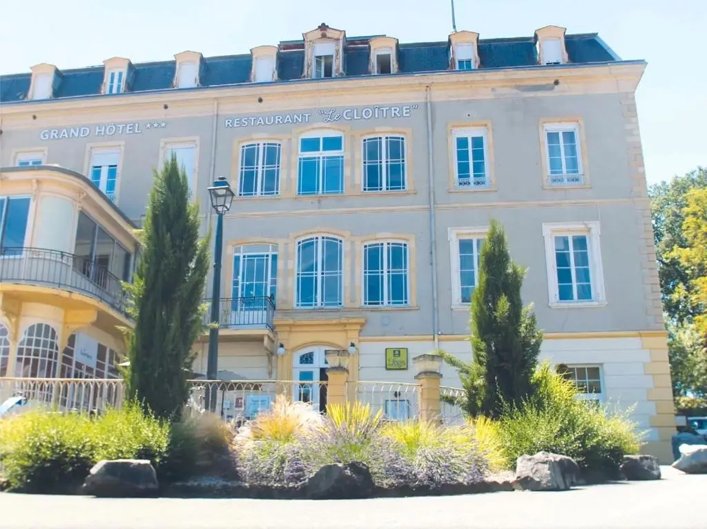 Grand Hôtel de Bourbon-Lancy – Spa et Restaurant – Logis