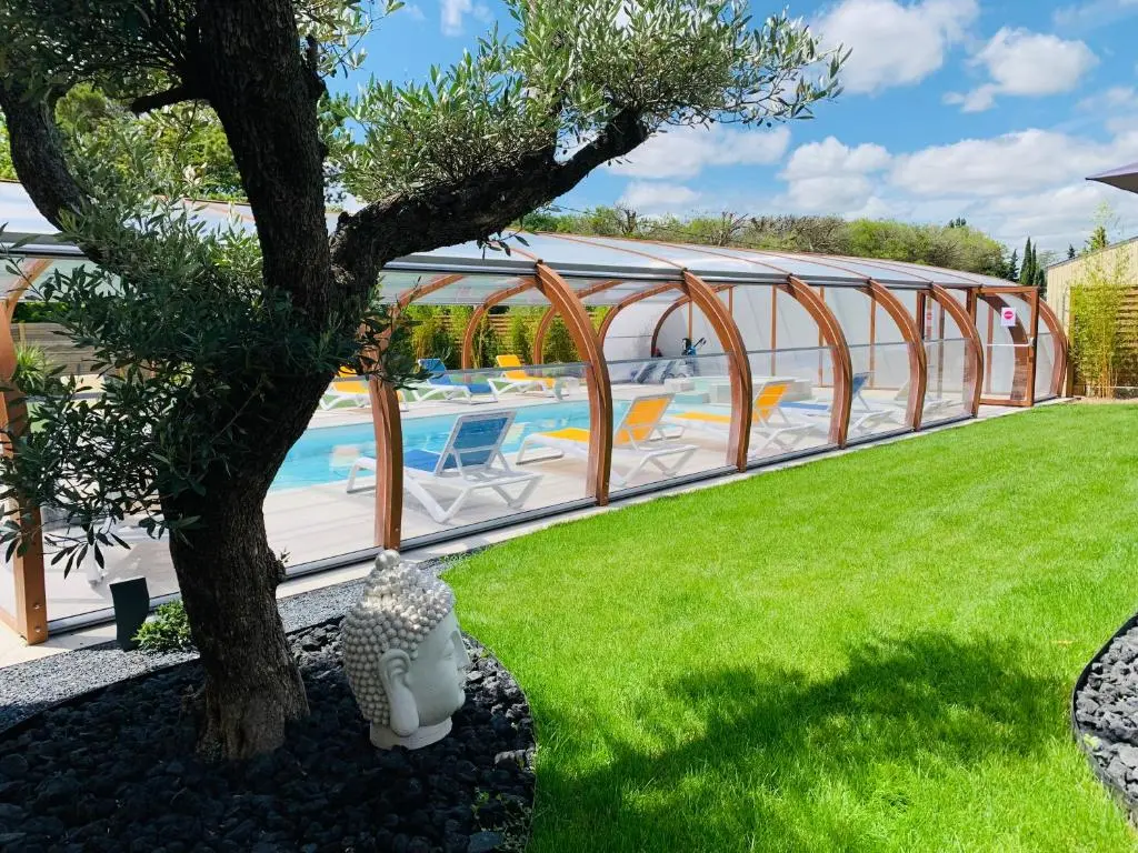 LOGIS Hôtel Restaurant Le Clos Fleuri