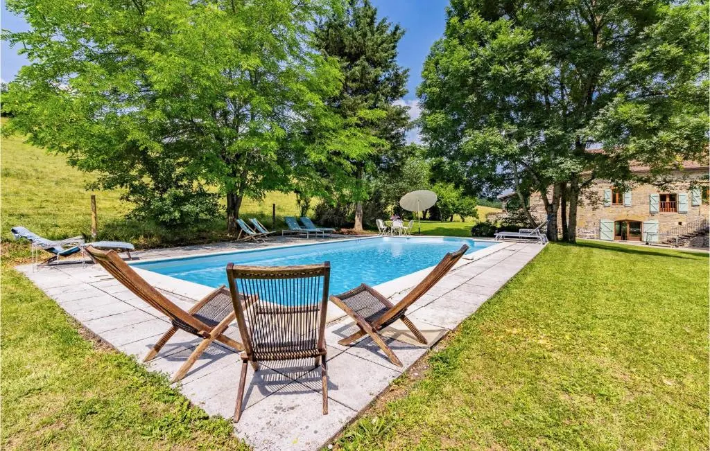 Gorgeous Home In Caylus