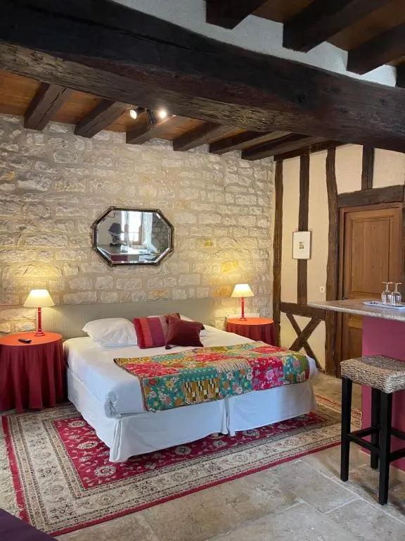 La Maison d’Alienor Les Valmurs