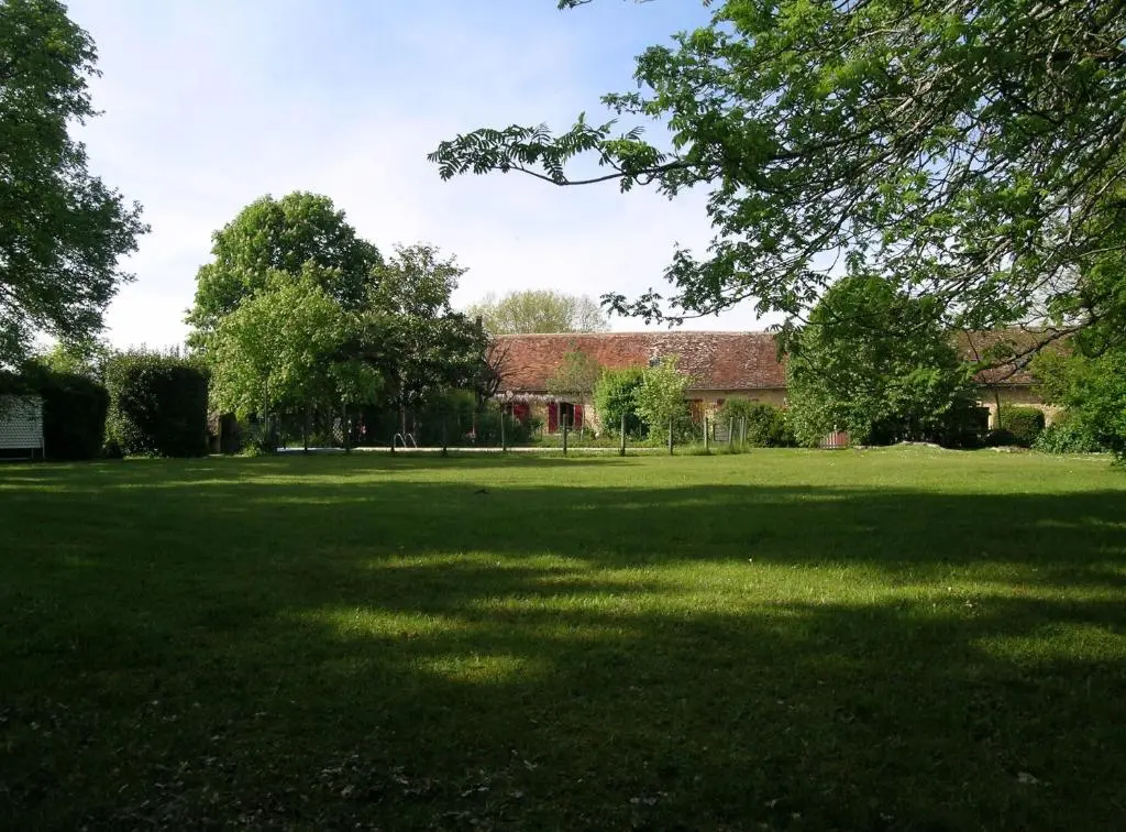 Domaine de Bellevue Cottage en Périgord- Bergerac 5mn – Petits-déjeuners inclus
– Salle d’eau privative – Parc 3ha – Parking Privé Gratuit