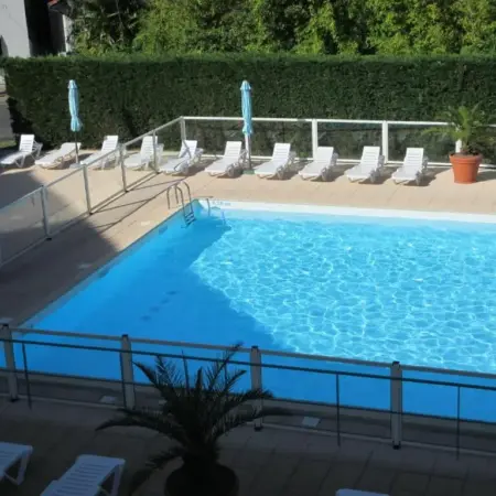 Appartement Golf et Nivelle avec piscine et parking