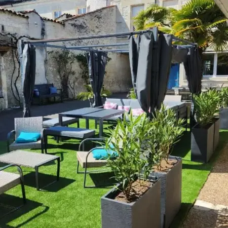 Cit&rsquo;Hotel Le Cheval Blanc, Cognac Centre