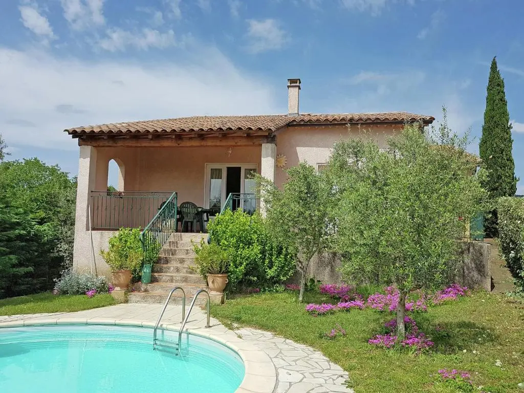 Peaceful Valley View Villa