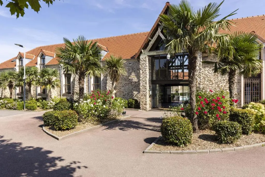 Hotel Les Suites – Domaine de Crécy