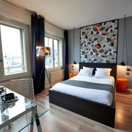 L’aparthoteL LhL