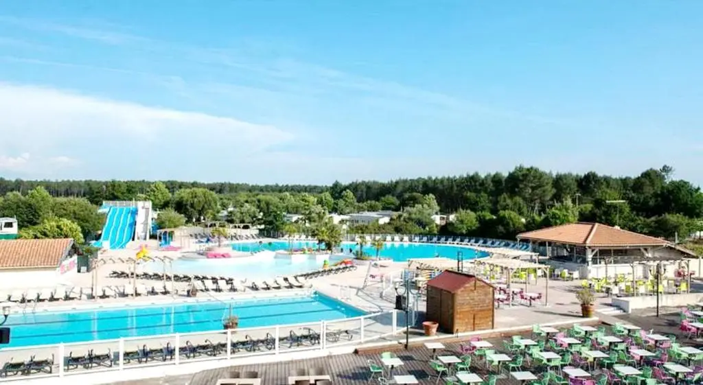 Bungalows soit en 3 ou 4ch – jusqu’à 18 voyageurs – mh732 3ch ou mh828 4ch
Biscarrosse Lake-proche océan