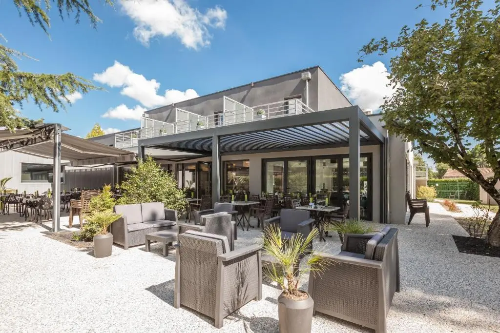 Logis Hotel Restaurant & SPA Au Comte d’Ornon