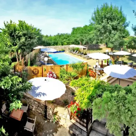 Hôtel Restaurant Le Relais des Gourmands