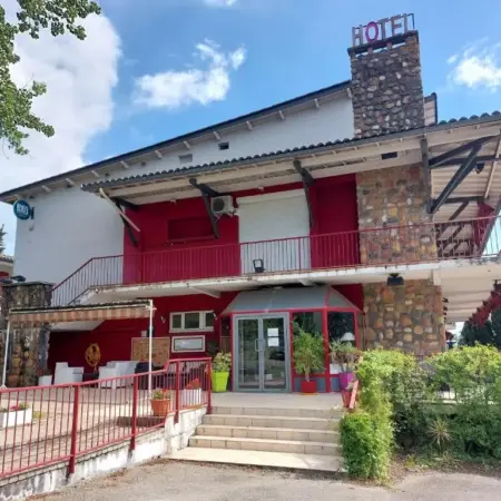 Logis Hotels – Hôtel et Restaurant Le Relais des Garrigues