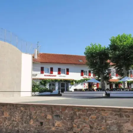 Hotel Restaurant du Fronton – Maison Bonnet