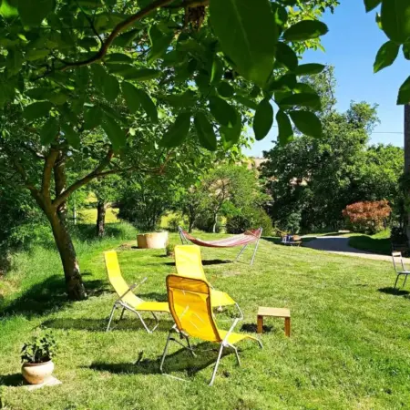 Chambres et studio cosy dans ferme de caractère – grand jardin au calme proche
Canal du Midi – barbecue, billard & cheminée