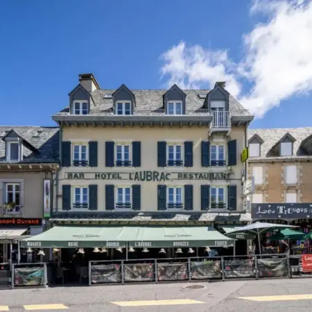 Hôtel-Restaurant Logis l&rsquo;Aubrac Laguiole
