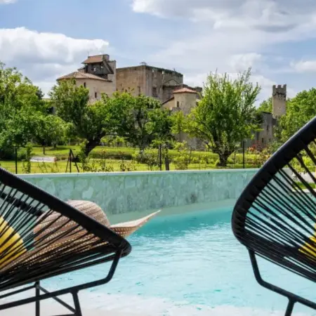 Logis L&rsquo;Auberge de Larressingle