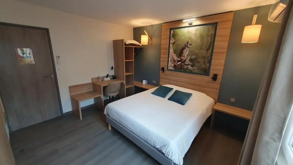 Logis Hôtel – Les Pasteliers