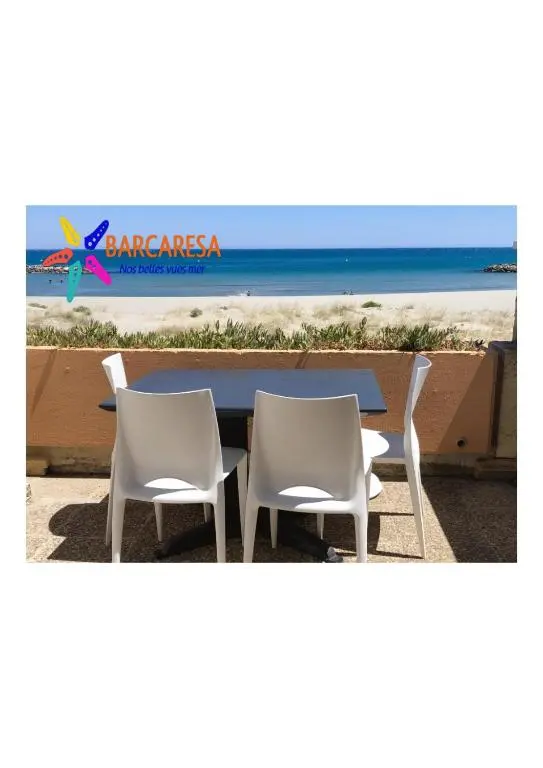 Barcaresa-Charmant T 2 vue mer pied dans l’eau