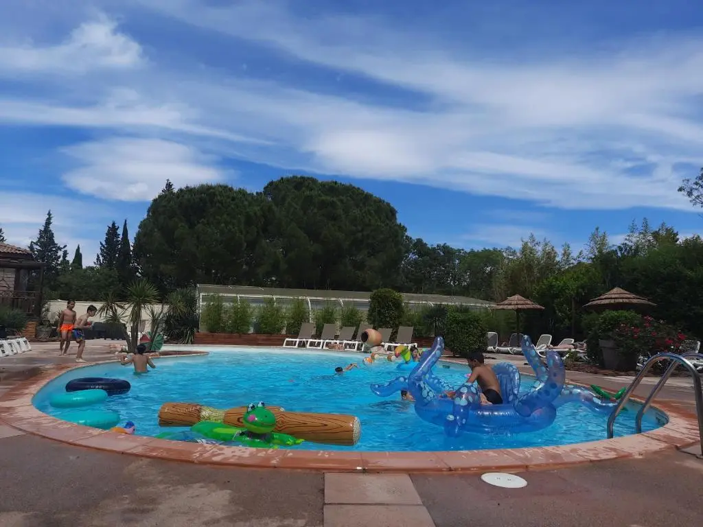 Relais du Salagou – Chalets climatisés proche Lac du Salagou