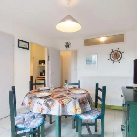 Apartment Les Rives du Lac-6 by Interhome
