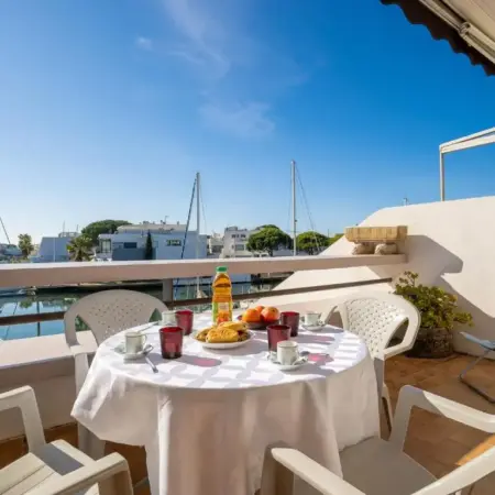 Apartment Les Marinas d&rsquo;Ulysse IV by Interhome