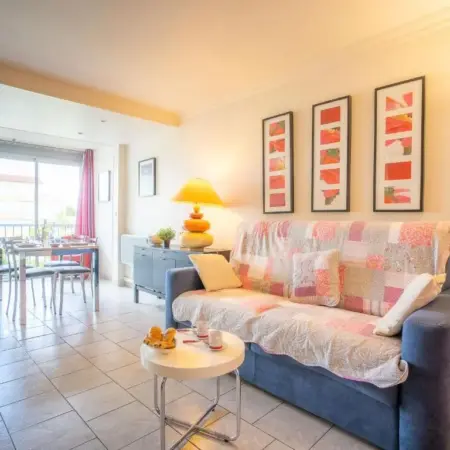 Apartment Terrasses de la Baronnie-3 by Interhome