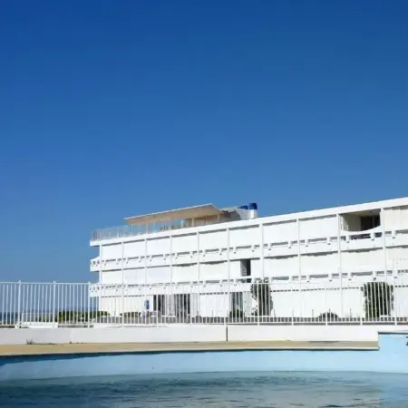 Apartment La Résidence de la Mer-1 by Interhome