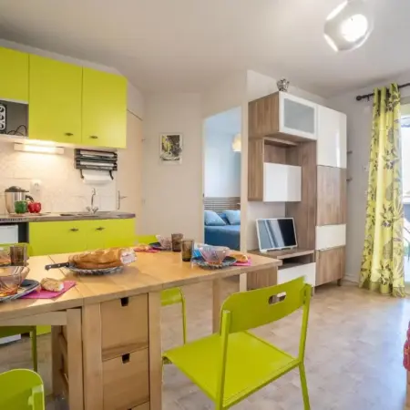 Apartment Les Caraïbes-1 by Interhome