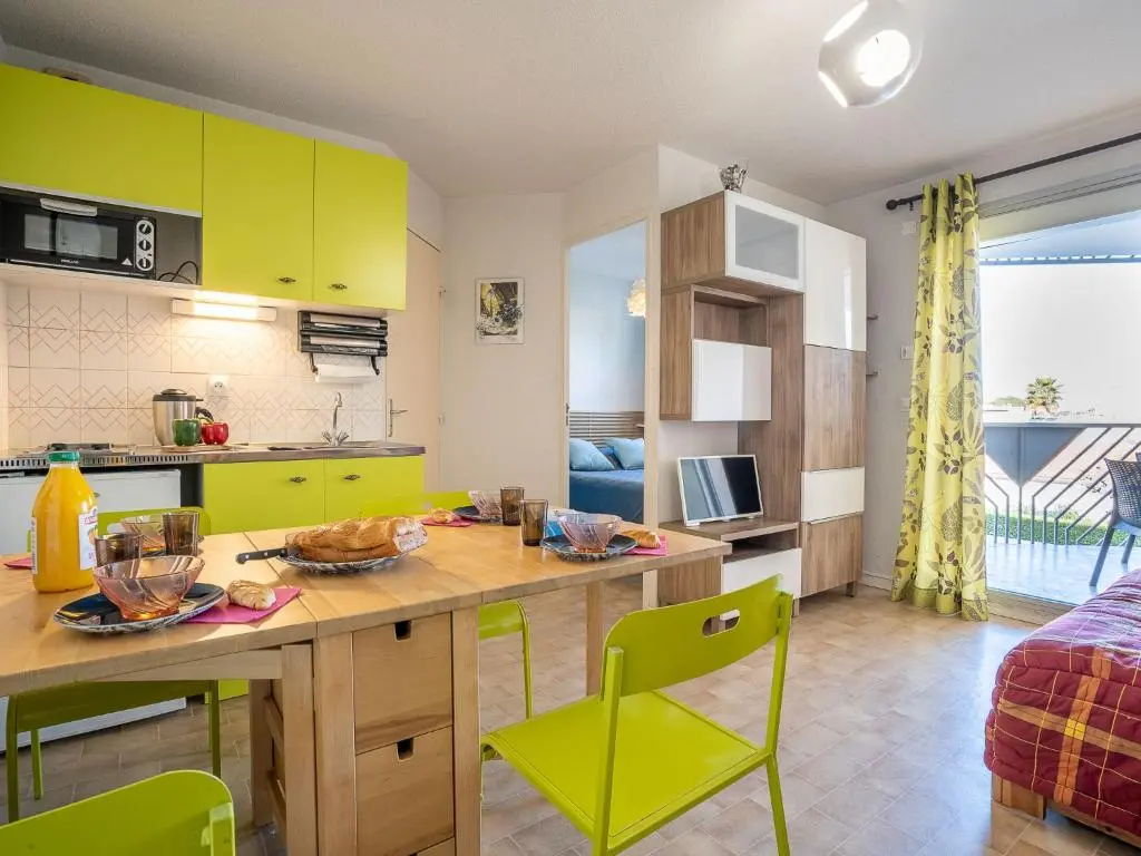 Apartment Les Caraïbes-1 by Interhome