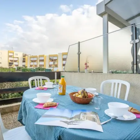 Apartment Los Amigos-4 by Interhome