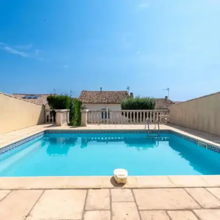 4 Bedroom Lovely Home In Magalas