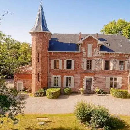Domaine du Buc, Le Château