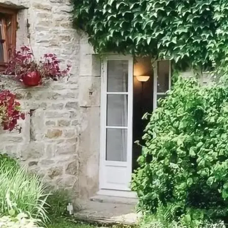 Nice Home In Molinot With Wifi