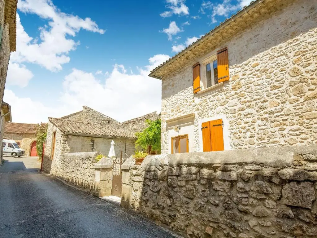 Montclus Charm Views & Calm