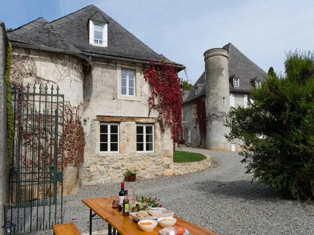 Loge du Chateau de Pouech