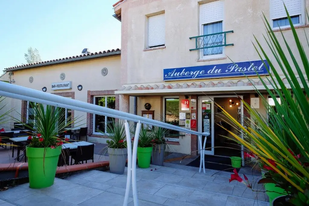 Logis Hôtel – Auberge du Pastel – Hôtel 3 étoiles et Restaurant