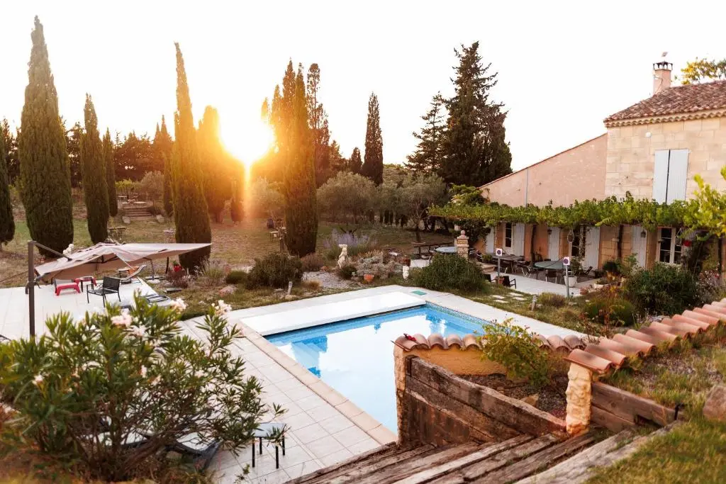 Château Catherine de Montgolfier – B&B et Gites – Piscine – Domaine viticole bio
avec dégustation