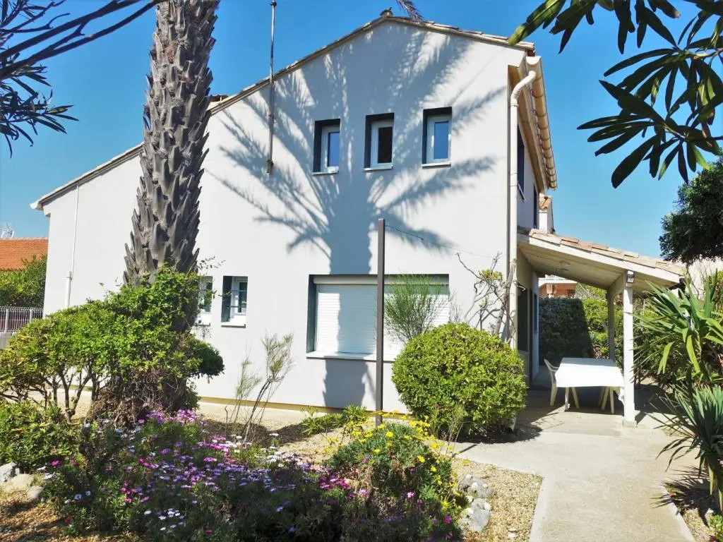 Holiday Home Les Vives by Interhome