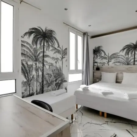 Modern’s Hotel
