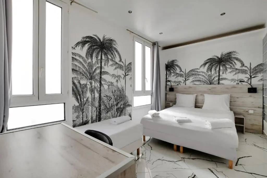 Modern’s Hotel