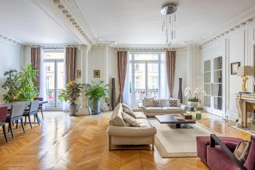 Prestigious Appartement Trocadero