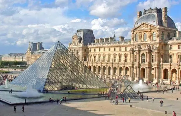 Opera Louvre HolidayApartment