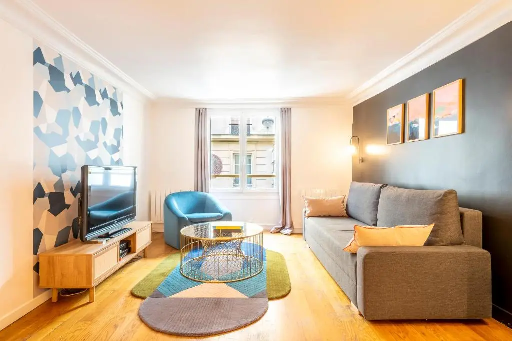 HolidaysInParis – Bourg Tibourg